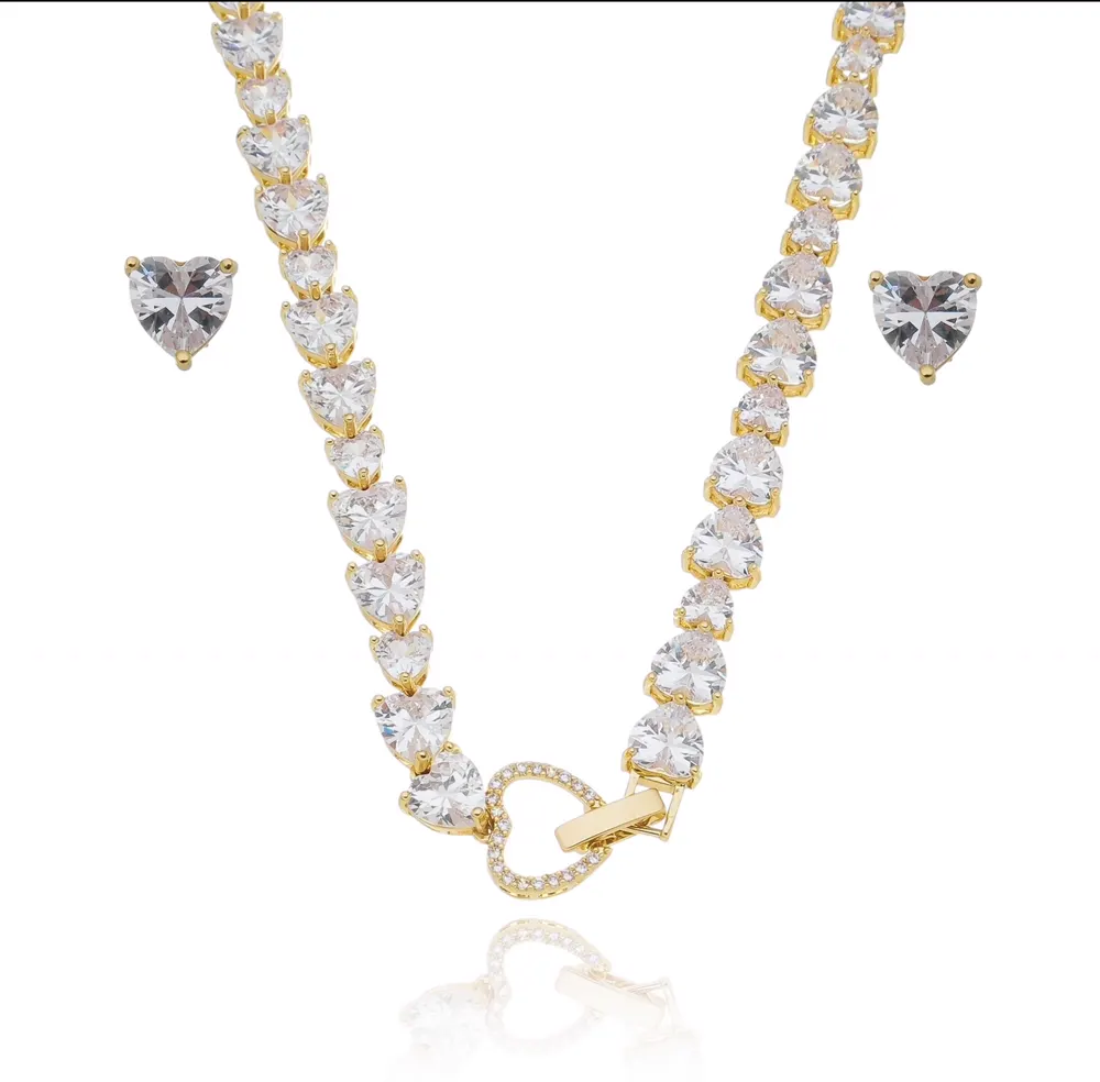 Conjunto colar em coração Zirconia